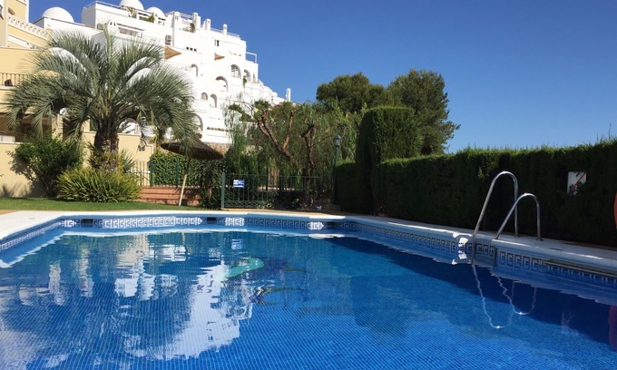 Nerja Apartamento | Urb. Jardines de Burriana, 1 bed Ground floor, step free - PRIVATE PARKING