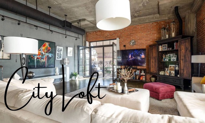 Hillcrest Apartamento | Urban Chic Manhattan Style Loft w/Terrace