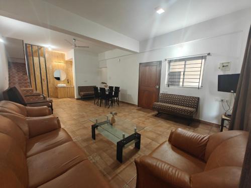 Kuvempu Nagara Casa | Urban comfort- Home stay