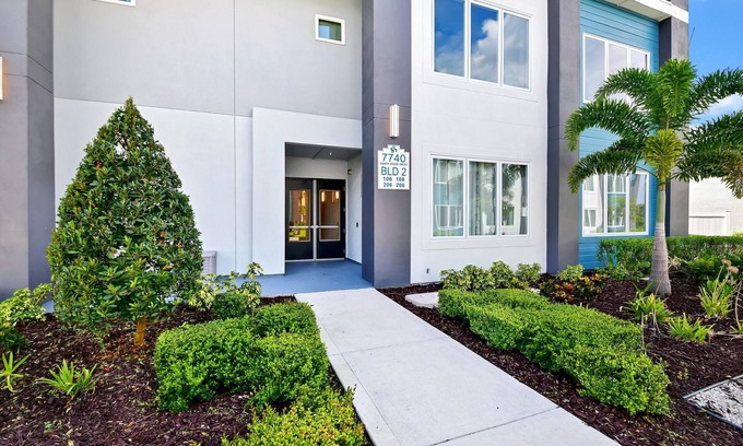 Reunion Hotel | Stylish Condo near Disney w/ Hotel Amenities - 7740 - 2 - 108