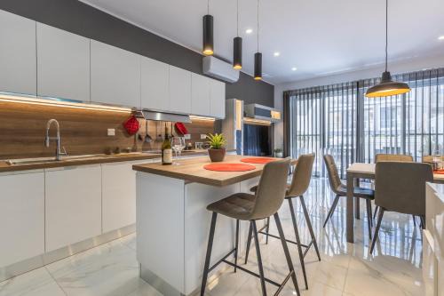 Ta' Giorni Apartamento | Urban Downtown Den in St Julians