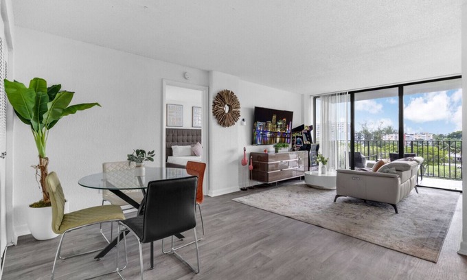 North Miami Apartamento | Urban Escape: 2 Bed Unit In Miami near Whole Foods
