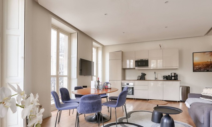 Strasbourg -Saint-Denis Apartamento | Urban Flat 60 - Sublime 3BDR Parisian Flat in Paris