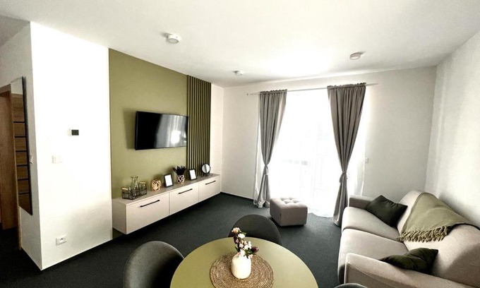 Liptovsky Mikulas Apartamento | Urban GREEN apartment
