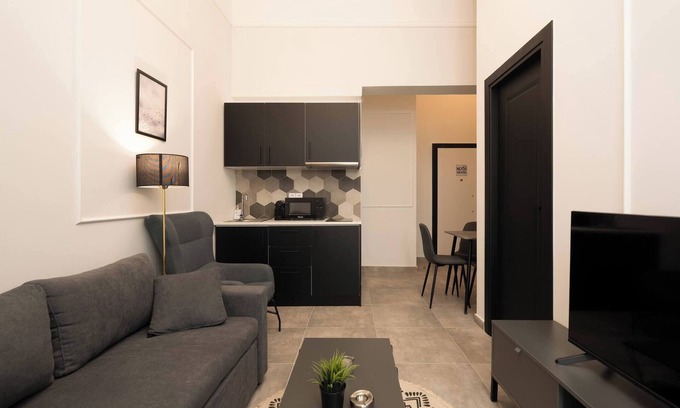 Agios Panteleimonas Apartamento | Urban Modern Getaway