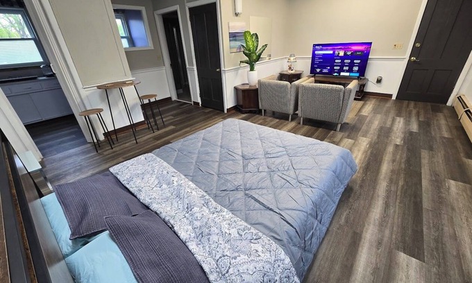 East Hartford Apartamento | Urban Oasis