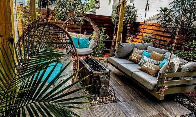 Wilmington Historic District Casa | urban oasis