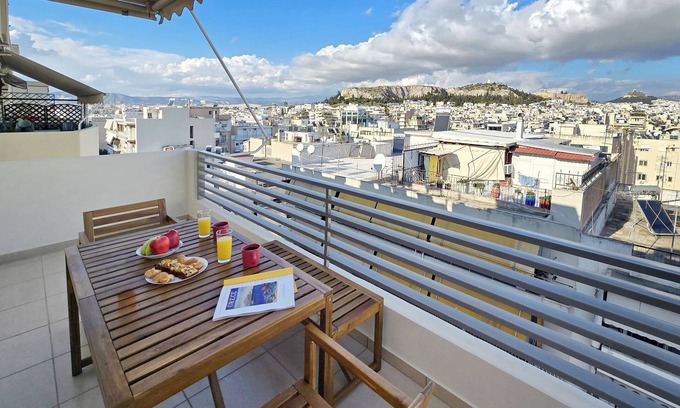 Kallithea Apartamento | Urban Oasis with Acropolis Views by GHH
