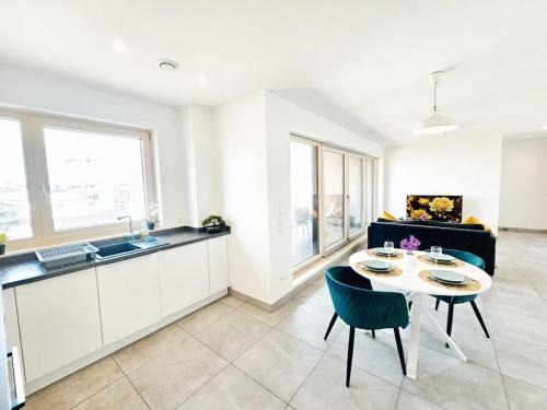 Bonnevoie Apartamento | Urban retreat flat with terrace and parking