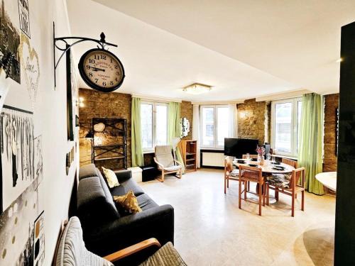 Gare Apartamento | Urban stay 1BR flat near the train station-GAR68