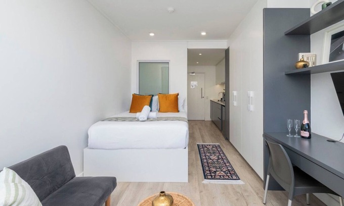 Salt River Apartamento | Urban Studio at 1 on Albert