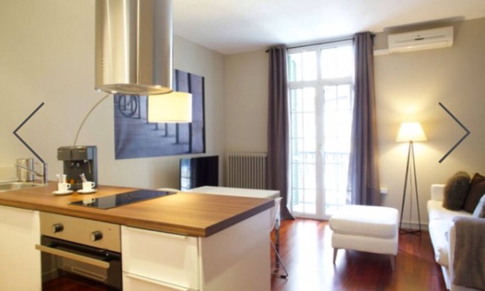 El Putget i Farro Apartamento | Urban Town Suites II