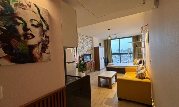 Panch Batti Apartamento | UrbanOasis- Studio Apt @ City Centre w Pool+Free Wifi+Free Parking + FortView