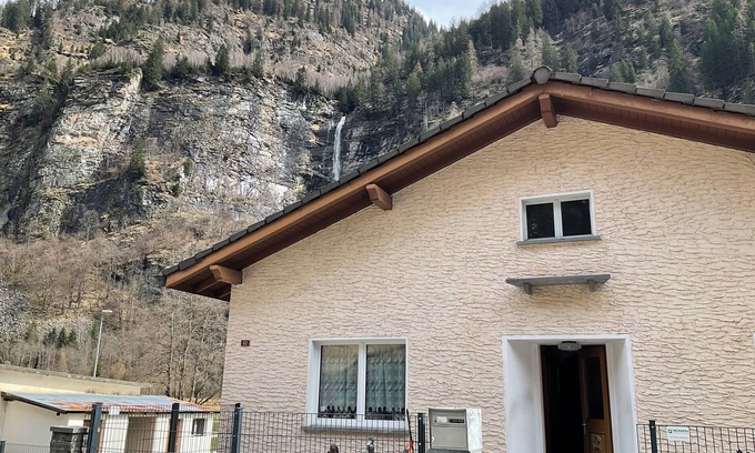 Rossa Casa | Urlaub im Schönen Calancatal