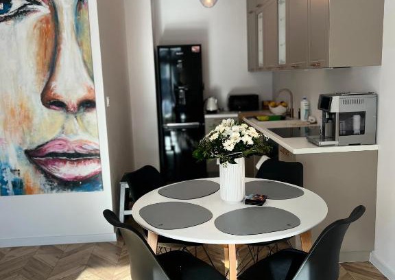 Rumia Apartamento | Uroczy apartament z ogrodem