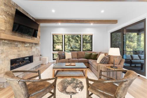River Run Villa | Alcove 77