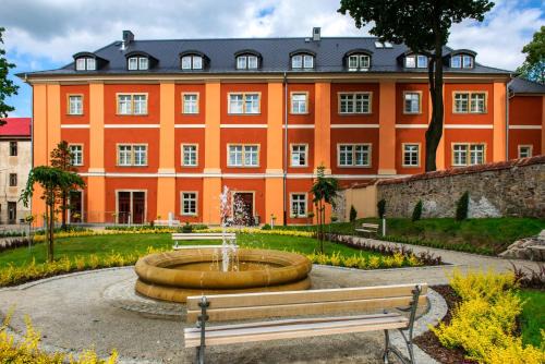 Cieplice Complejo | Uzdrowisko Cieplice - Jelenia Góra - Długi Dom