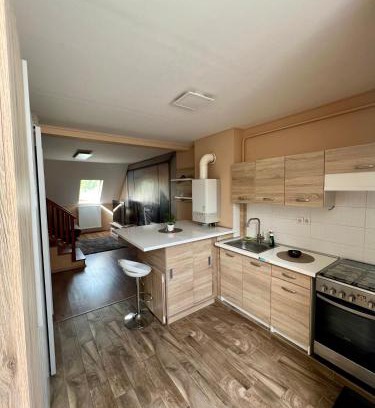 Kaposvar Apartamento | Vörösmarty Deluxe Belváros