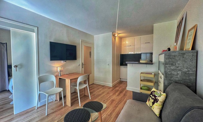 Riou - Petit Juas - Av de Grasse Apartamento | V. Park