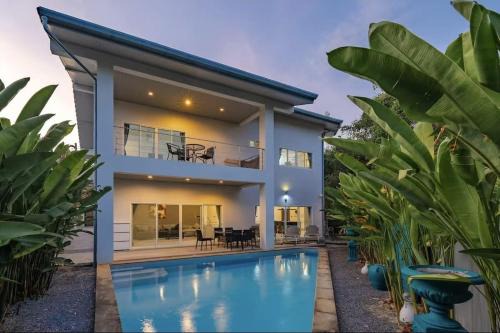 Rawai Casa | V161 Quiet 4BR with Pool Table, 3 Min to Rawai Beach