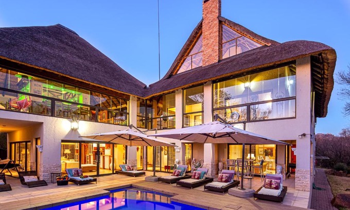 Metsimaholo Casa | Vaal River YOLO Spaces - Vaal River Bush Villa