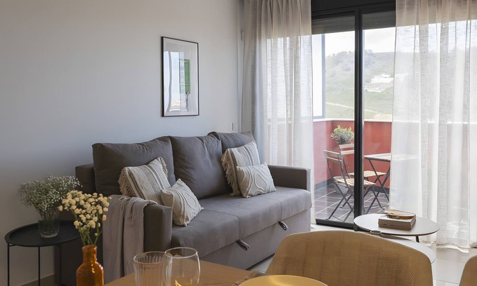 Las Palmas de Gran Canaria Apartamento | Vacaciones 'La Montañita' con vistas al mar, terraza privada y Wi-Fi