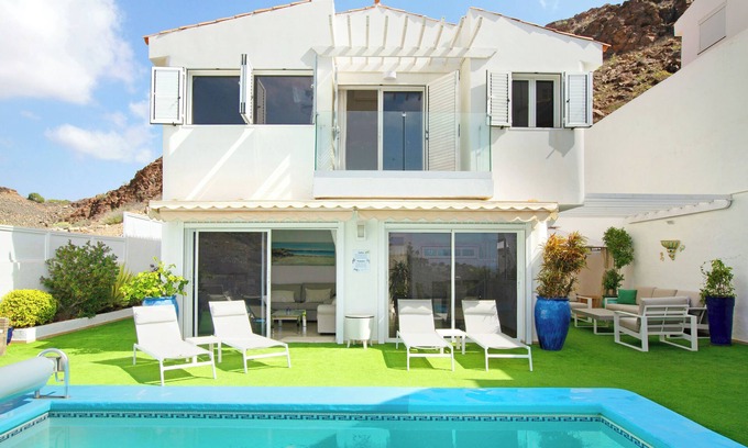 San Agustin Casa | Casa de vacaciones 'Casa el Quijote' con vistas al mar, piscina y Wi-Fi