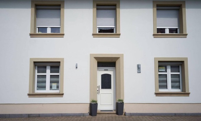 Rehlingen-Siersburg Apartamento | Vacation apartment directly on the Nied - apartment/flat, shower, WC, 1 bedroom