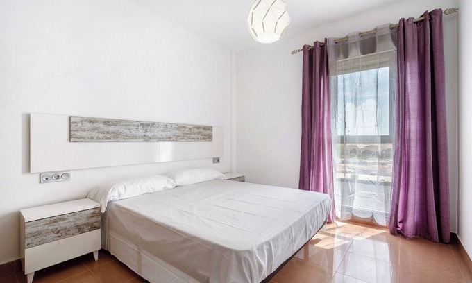 Puerto del Rosario Apartamento | Apartamento de vacaciones 'Casa Rosi 1' con vistas al mar y Wi-Fi