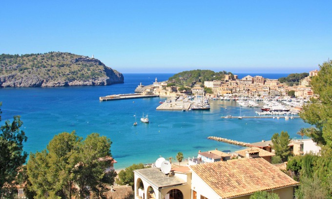 Puerto de Soller Apartamento | Apartamento de vacaciones Marbat con vistas al mar y a la montaña, piscina, Wi-Fi