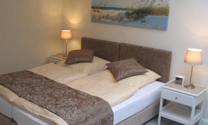Bad Schwartau Apartamento | Vacation apartment 1 - Old schoolhouse
