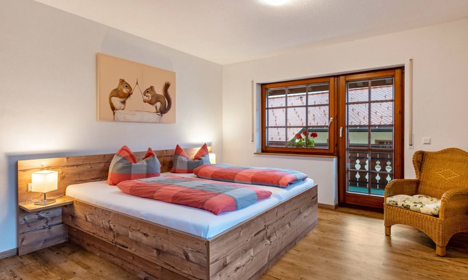 Hoechenschwand Apartamento | Vacation apartment no. 1 Squirrel, 70 sqm