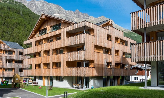 Saas Grund Apartamento | Vacation apartment/apartment for 6 guests with 101m² in Saas-Grund (273166)