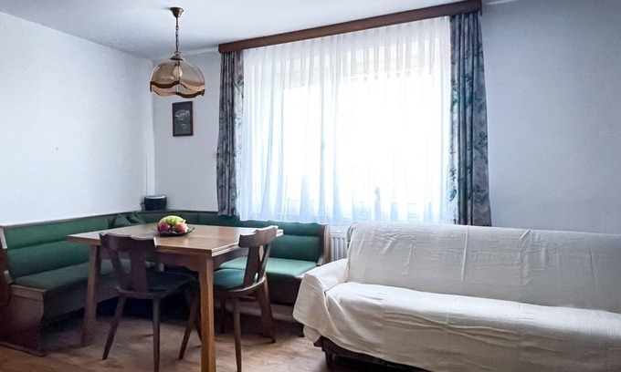 Fehring Apartamento | Vacation apartment "Am Heissberg"