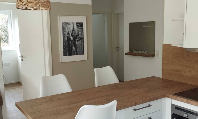 Mespelbrunn Apartamento | Vacation apartment by the water (castle) in the Spessart