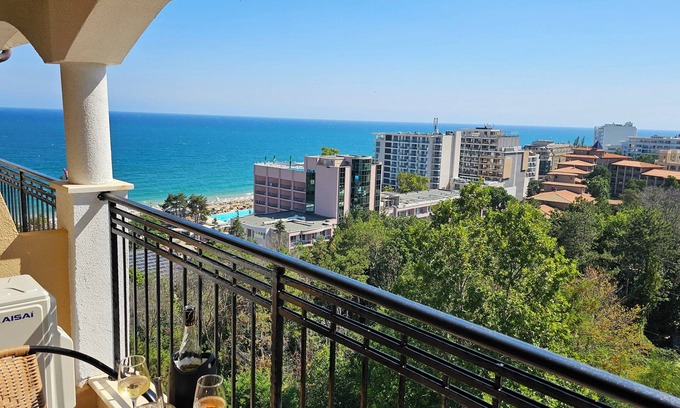 Golden Sands Apartamento | Vacation apartment "Hermann's Sea Veiw Apartment" Goldstrand, Bulgaria