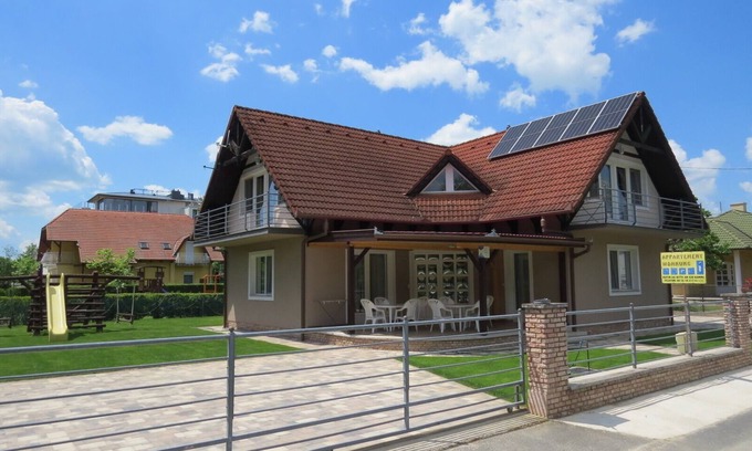 Balatonlelle Apartamento | Apartamento / app. para 7 personas con 80m² en Balatonlelle (125042)