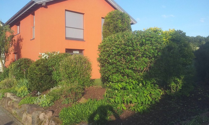 Kredenbach Apartamento | Vacation apartment in a quiet location with kitchen