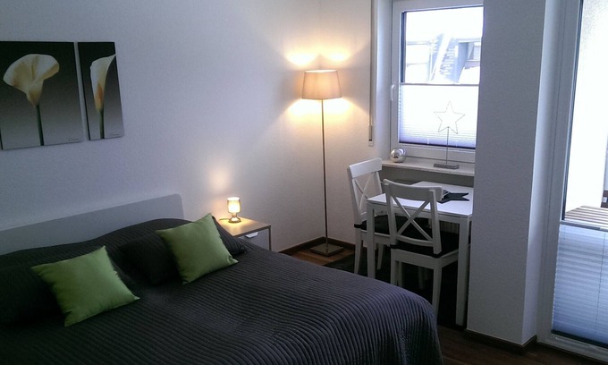 Schoenwald Apartamento | Apartamento con piscina, sauna y wifi.