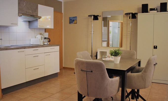 Gollwitz Apartamento | Vacation apartment "Meerzeit" on Poel!