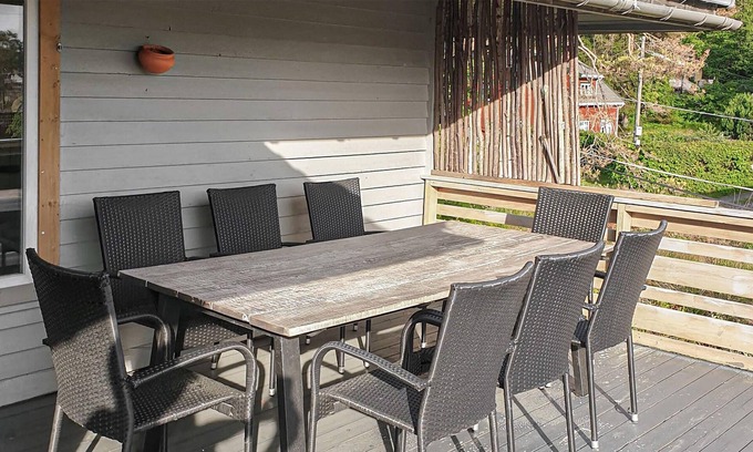Larvik Apartamento | Alojamiento de 4 habitaciones en Tjodalyng