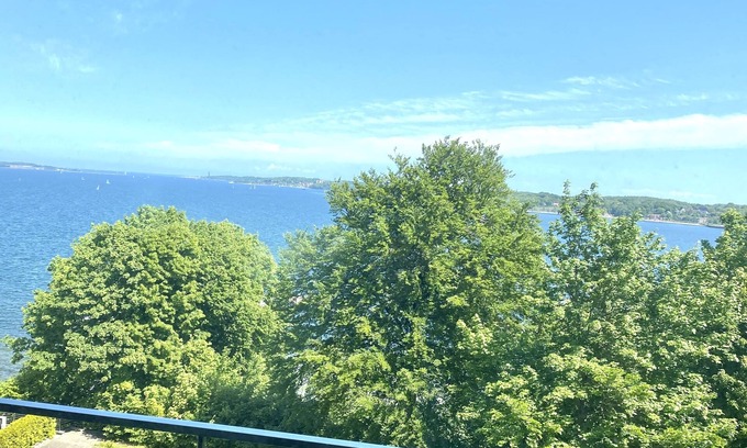 Dusternbrook Apartamento | Vacation apartment with a fantastic view of the Kiel Fjord