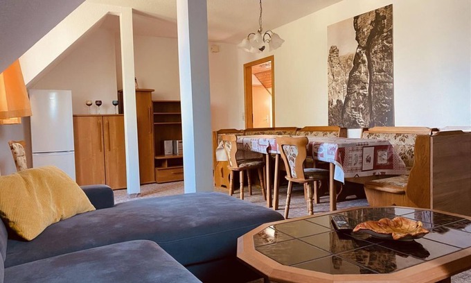 Reinhardtsdorf-Schoena Apartamento | Vacation apartment "Lehnsteig", 2 bedrooms - Holiday home Schrammsteinblick
