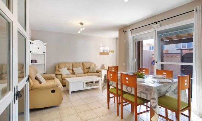 Puerto del Rosario Casa | Casa de vacaciones 'Velázquez' con terraza privada, Wi-Fi y aire acondicionado