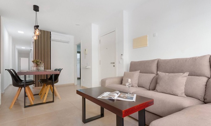 Puerto del Rosario Casa | Casa de vacaciones 'Castilla' con terraza privada, Wi-Fi y aire acondicionado