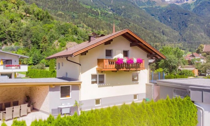 Oetz Casa | Casa de vacaciones Ötztal by Interhome