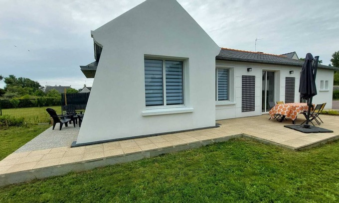 Penmarch Casa | Vacation home 200 m from the sea KÉRITY PENMARCH full foot quiet bright