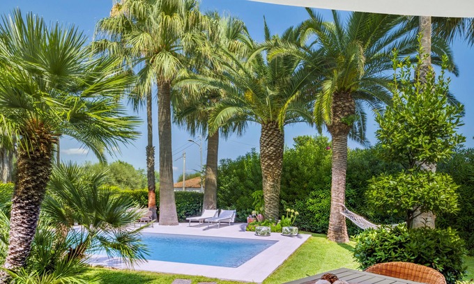 Gallina Casa | CASA DE VACACIONES A 300 MT. DESDE EL MAR DE ARENA DE ORO FINO CON PISCINA PRIVADA