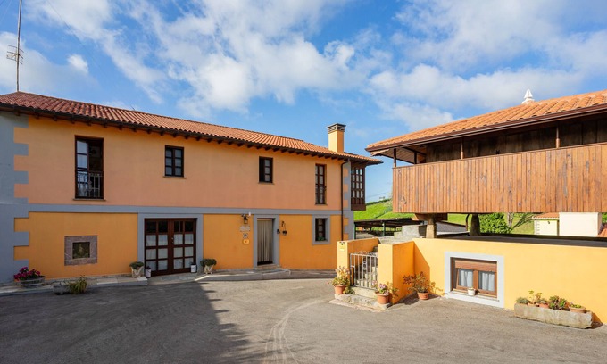 Albandi Casa | Casa de vacaciones "Aldea Salguero" con Wi-Fi
