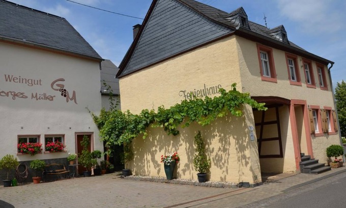 Burgen Casa | Vacation home "Am Frohnbach" - 4-bed apartment